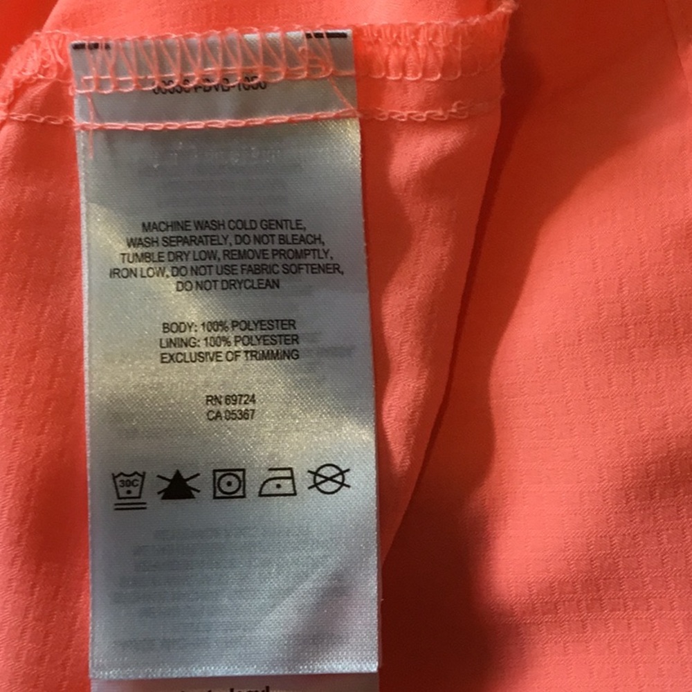 Columbia Women's Coral Button-Front Outdoor Shirt - Picture 10 of 10